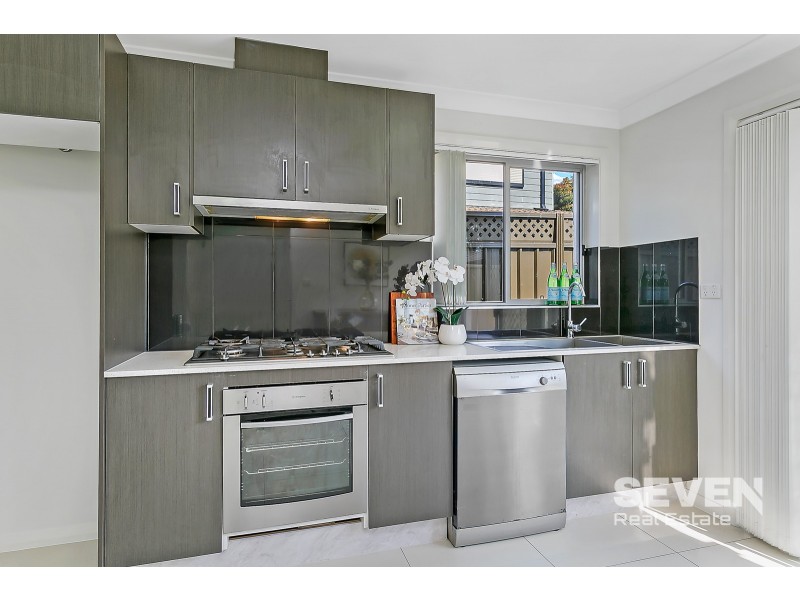 91 Tallagandra Drive, Quakers Hill NSW 2763