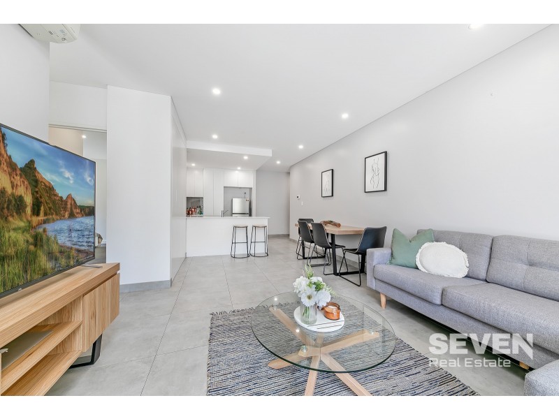 2/12 Belinda Place, Mays Hill NSW 2145