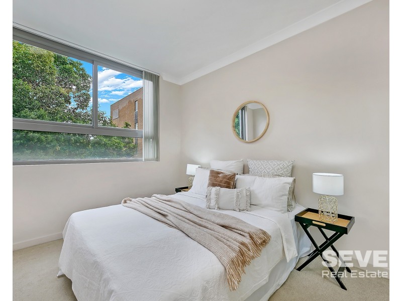 1/1 Meryll Avenue, Baulkham Hills NSW 2153