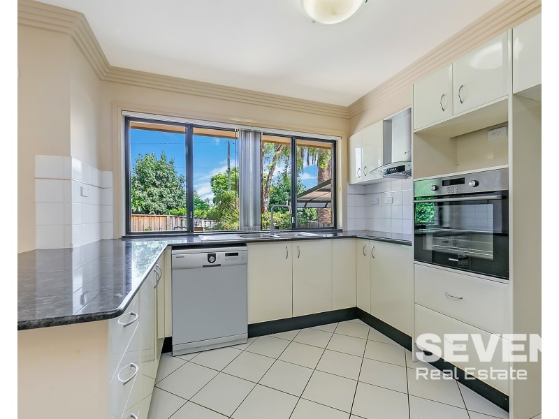 4/35-37 Parsonage Road, Castle Hill NSW 2154