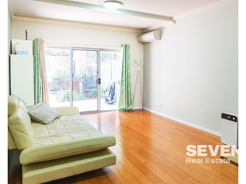 Unit 3/17-23 Dressler Court, Holroyd NSW 2142