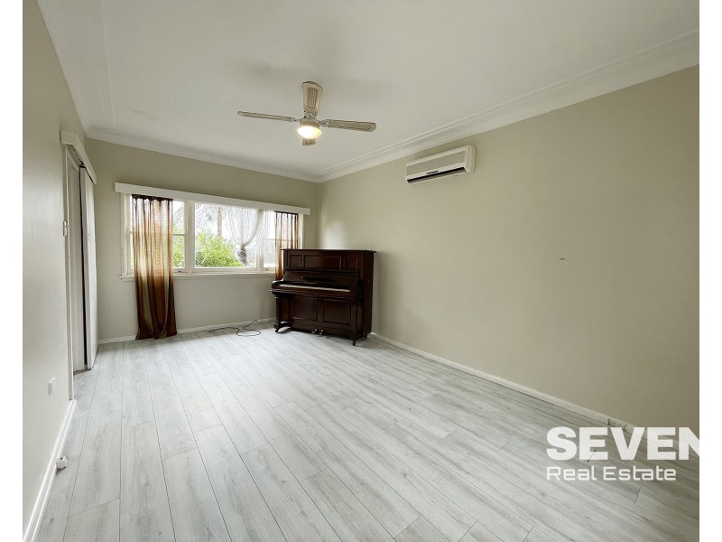 28 Merryl Avenue, Old Toongabbie NSW 2146