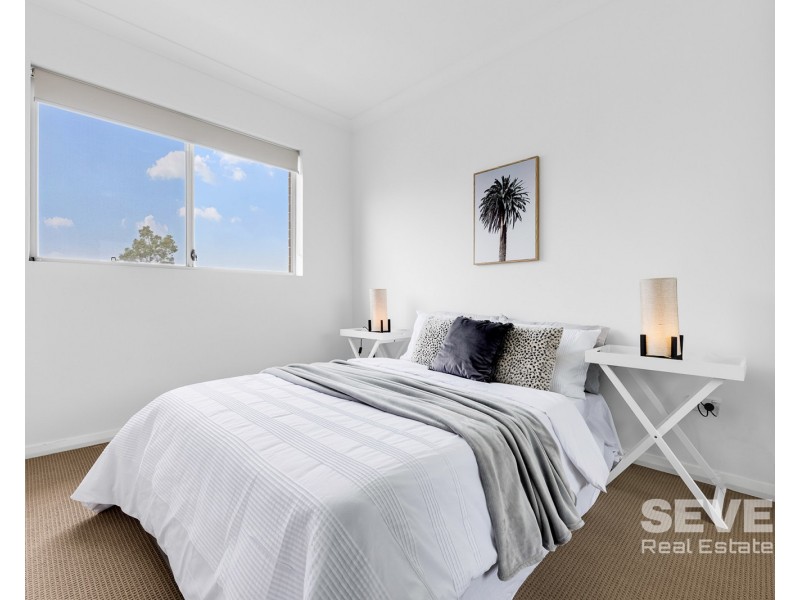 303/11 Robilliard Street, Mays Hill NSW 2145