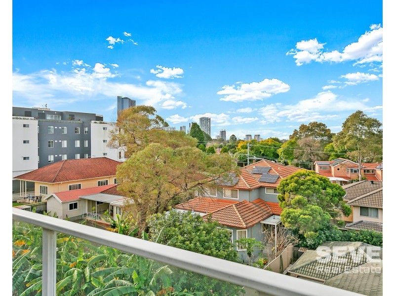 303/11 Robilliard Street, Mays Hill NSW 2145