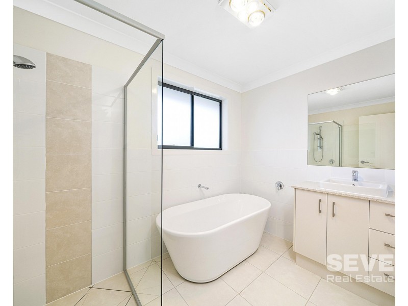 9 Newhaven Avenue, Box Hill NSW 2765
