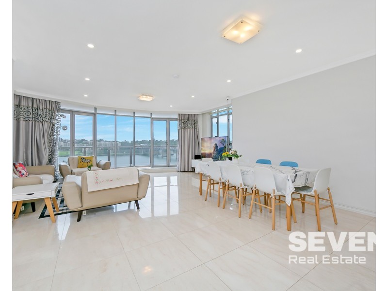 702/5 Cary Street, Drummoyne NSW 2047