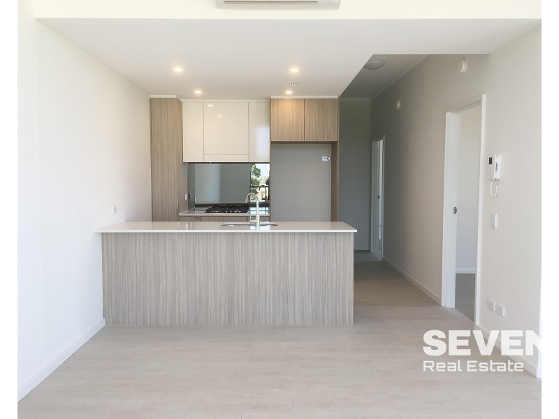 530/1-39 Lord Sheffield Circuit, Penrith NSW 2750