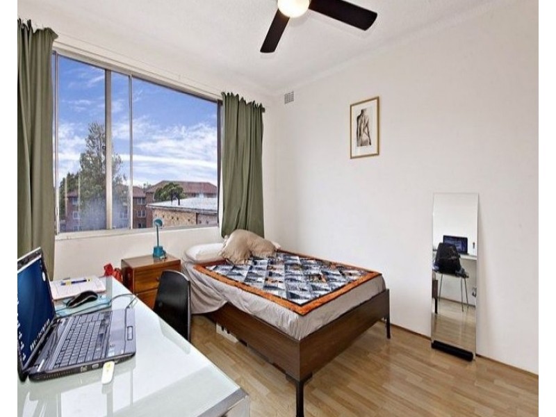 11/4 Mooney Street, Strathfield South NSW 2136