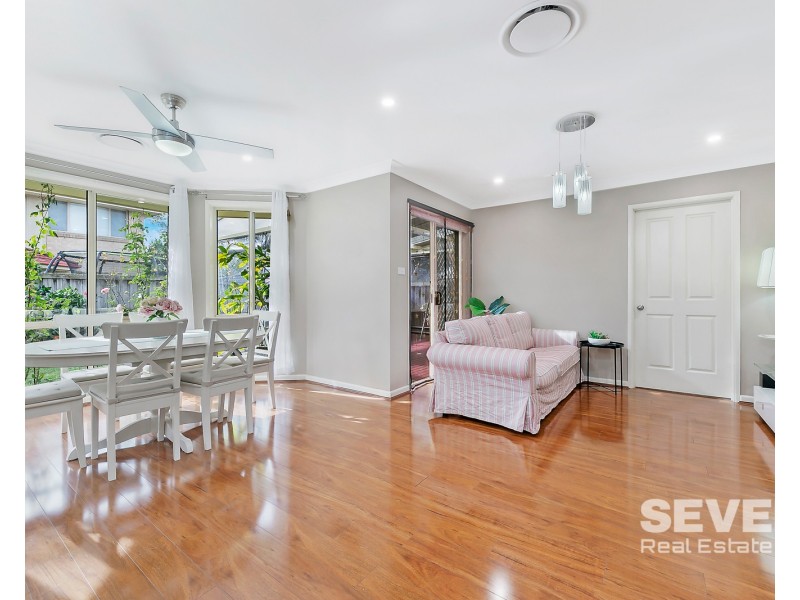 6 Rushden Way, Stanhope Gardens NSW 2768