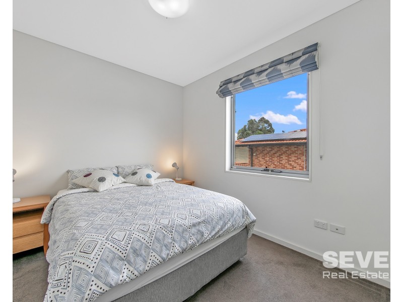 8/4-6 Peggy Street, Mays Hill NSW 2145
