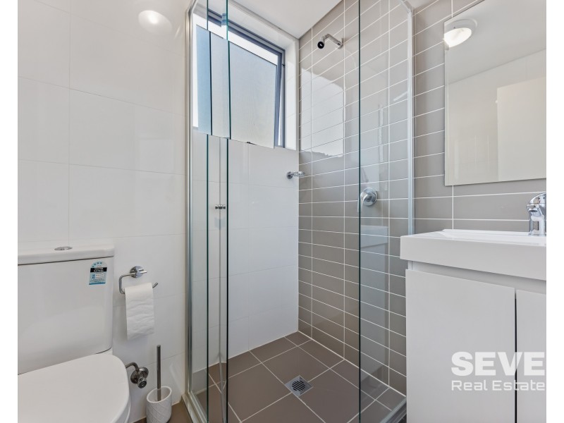 8/4-6 Peggy Street, Mays Hill NSW 2145