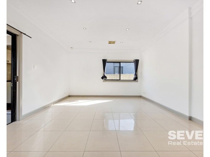 12 Hawksview Street, Guildford NSW 2161