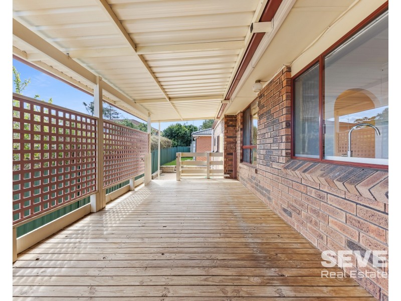 5 Cumbrian Close, Northmead NSW 2152