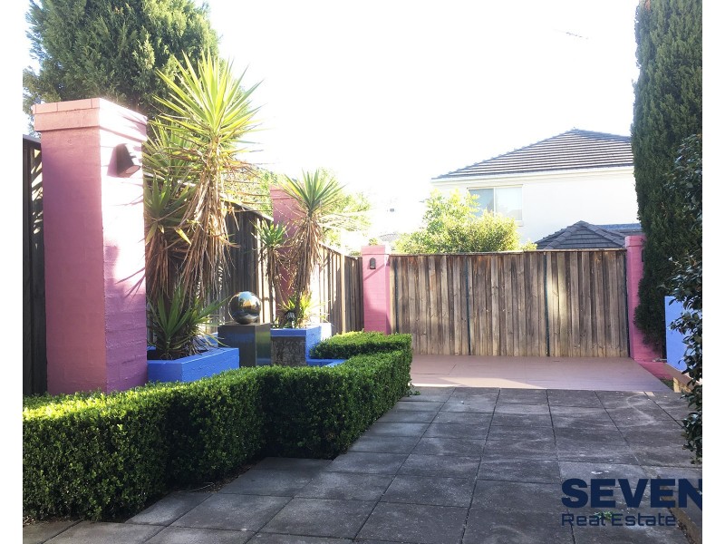 19 Benson Road, Beaumont Hills NSW 2155