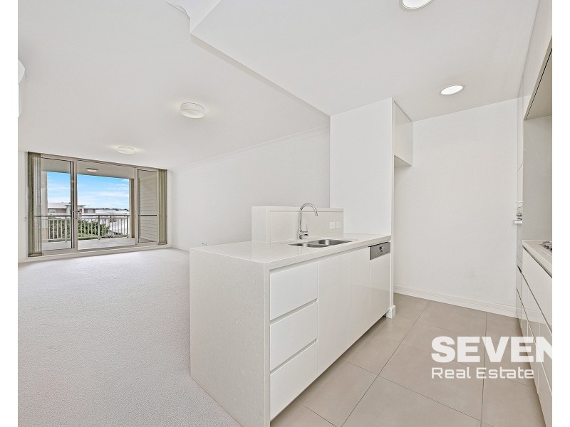 404/2 Peninsula Drive, Breakfast Point NSW 2137