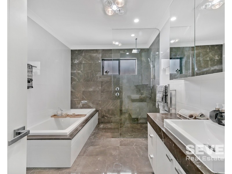 38 Excalibur Avenue, Castle Hill NSW 2154