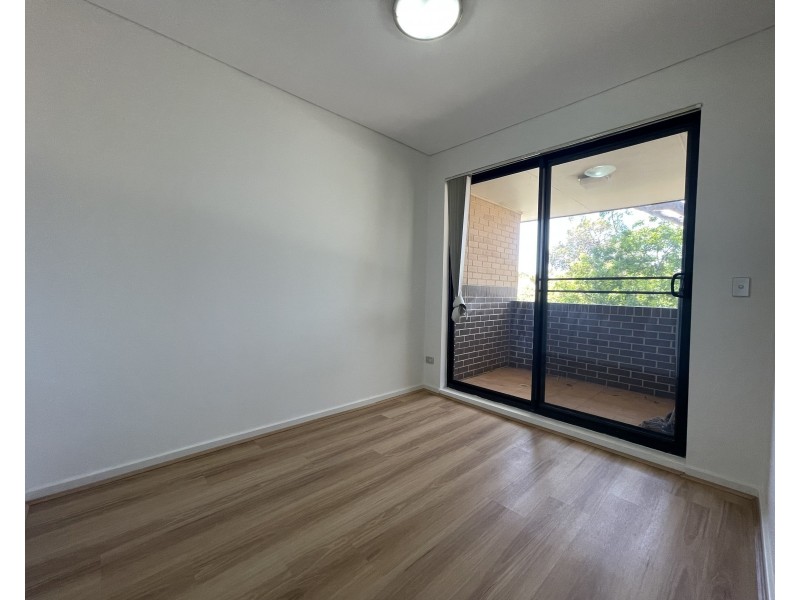 4/1 Russell Street, Baulkham Hills NSW 2153