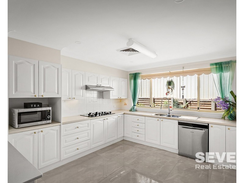 12 Freesia Place, Glenmore Park NSW 2745