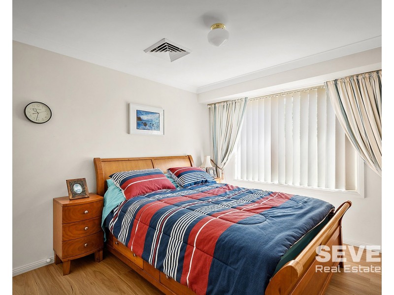 12 Freesia Place, Glenmore Park NSW 2745