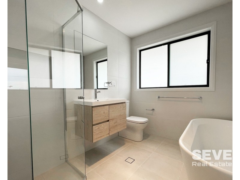 24 Muntries Street, Cobbitty NSW 2570