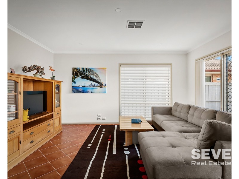 100 Phoenix Avenue, Stanhope Gardens NSW 2768