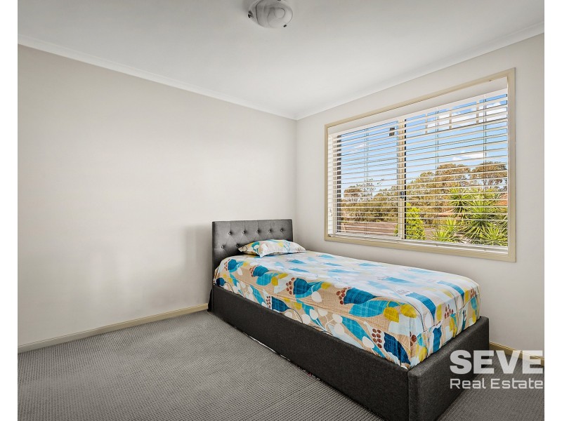 100 Phoenix Avenue, Stanhope Gardens NSW 2768