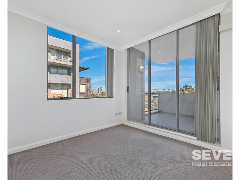 68/108 James Ruse Drive, Rosehill NSW 2142