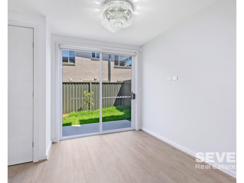 21 Ashwini Glade, Box Hill NSW 2765