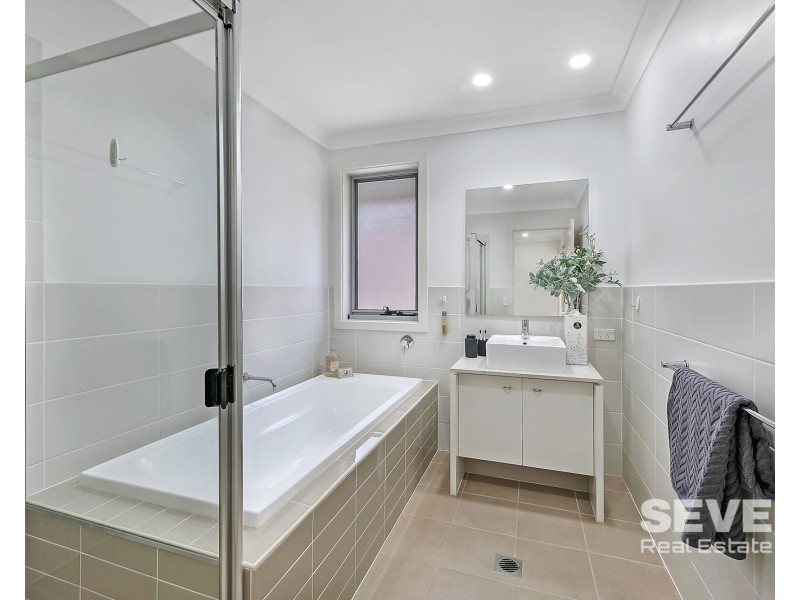 66 Cobden Parkes Crescent, Lidcombe NSW 2141