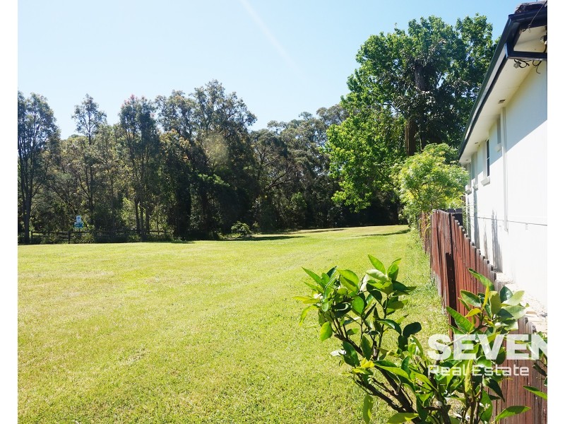 24 Sanders Road, Baulkham Hills NSW 2153