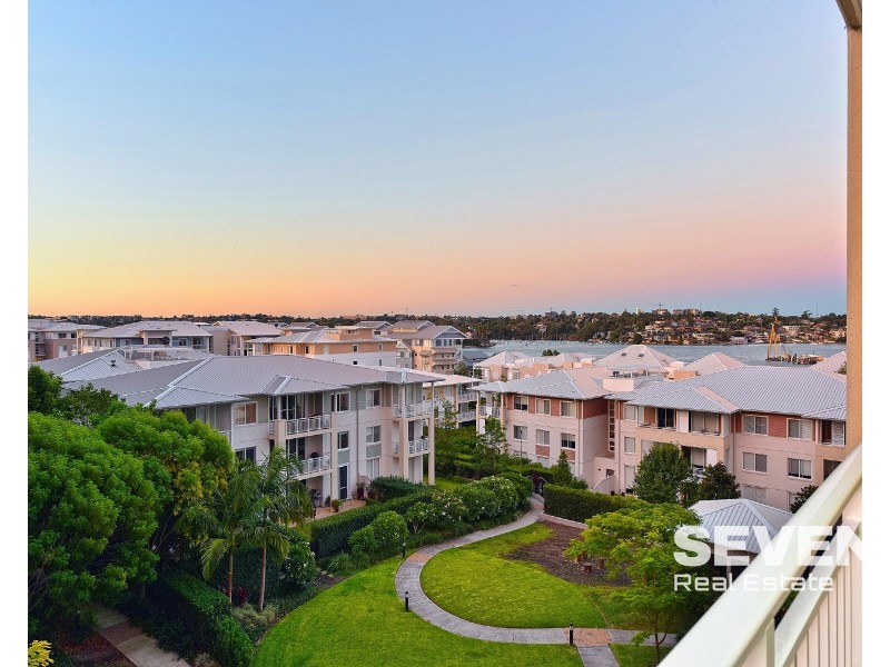404/2 Peninsula Drive, Breakfast Point NSW 2137