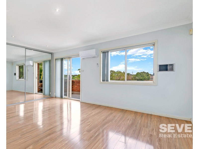 15 Jasnar Street, Greenfield Park NSW 2176