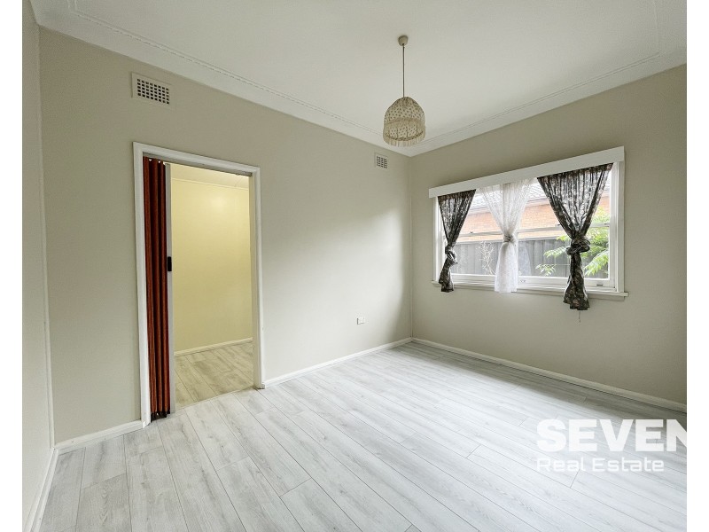 28 Merryl Avenue, Old Toongabbie NSW 2146