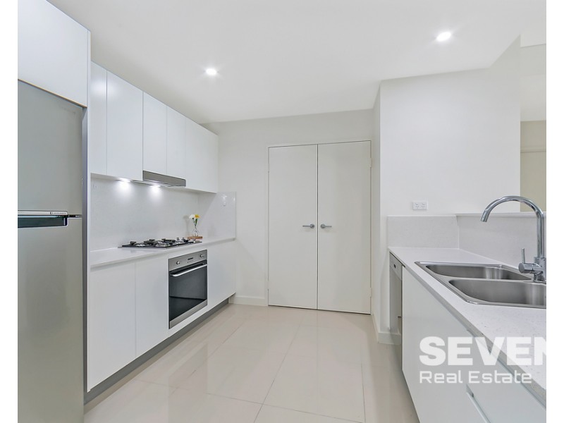 302/299 Old Northern Road, Castle Hill NSW 2154