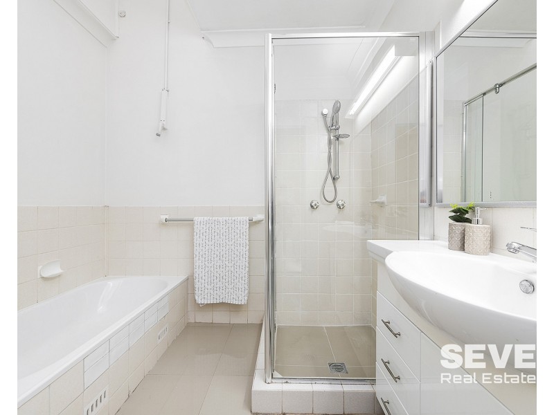 2/20 Pennant Street, Castle Hill NSW 2154