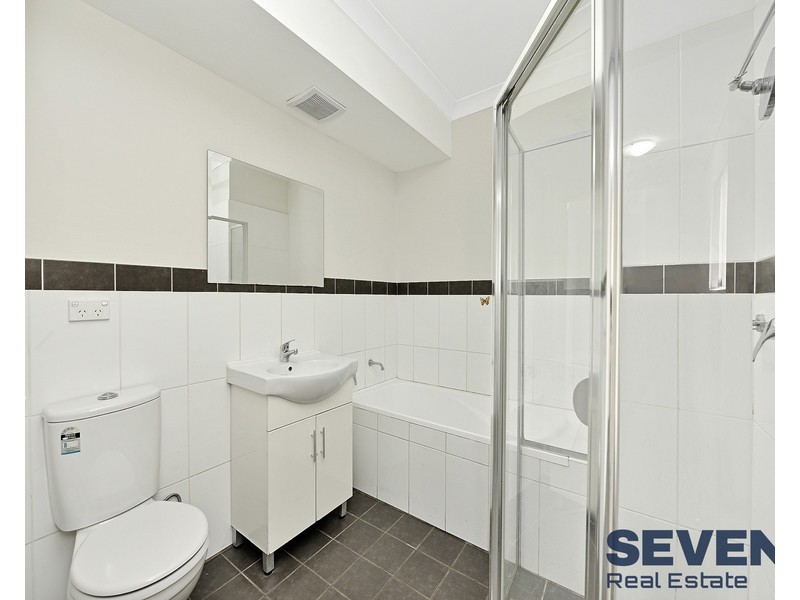 6/159 Wellington Road, Sefton NSW 2162