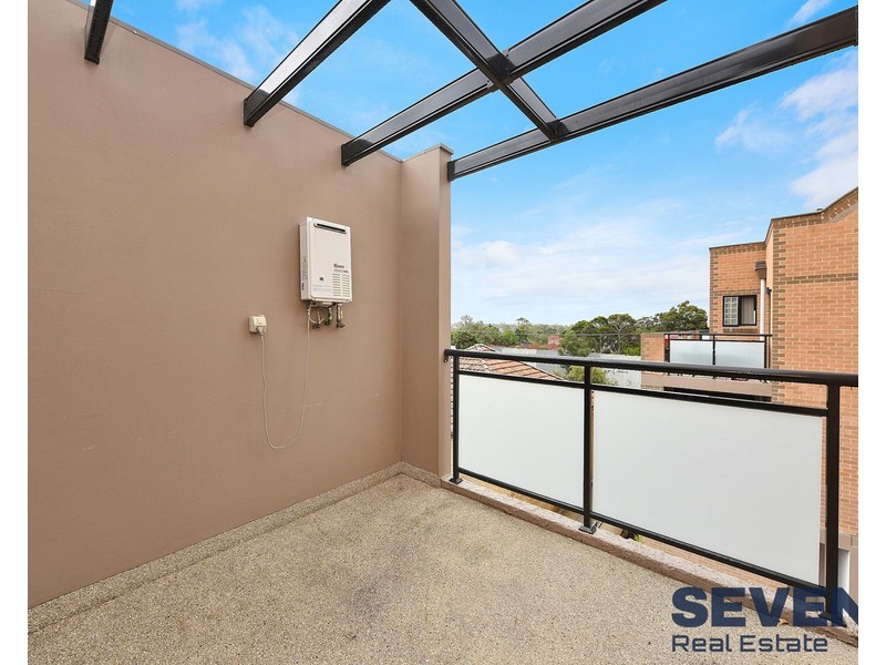 6/159 Wellington Road, Sefton NSW 2162