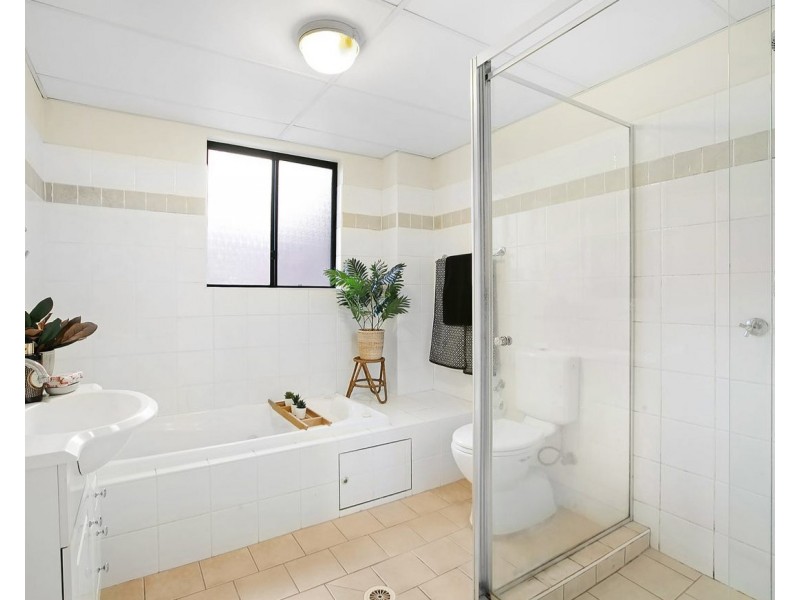 17/1 Hume Avenue, Castle Hill NSW 2154