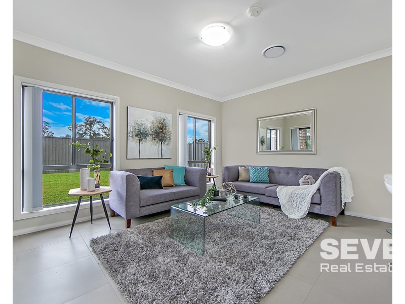 11 Gwen Street, Rouse Hill NSW 2155