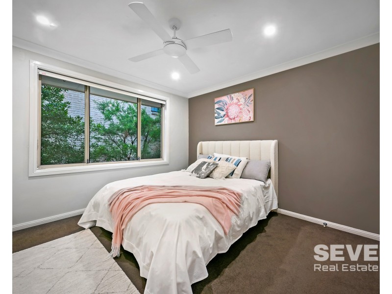 5 Pittman Place, Bella Vista NSW 2153
