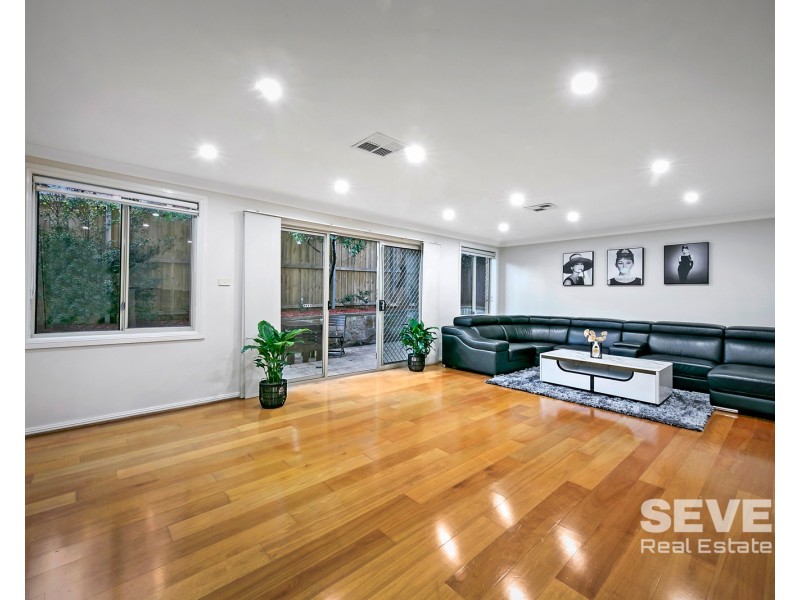 5 Pittman Place, Bella Vista NSW 2153