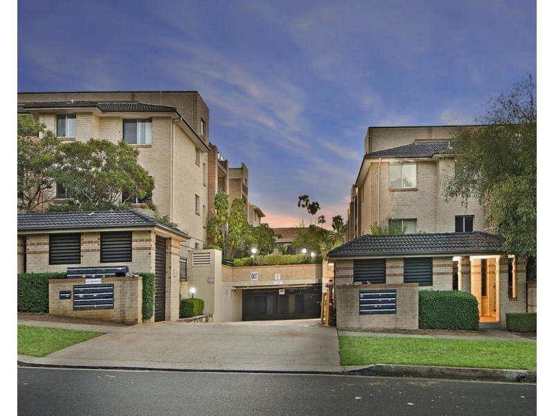 2/2 Conie Avenue, Baulkham Hills NSW 2153