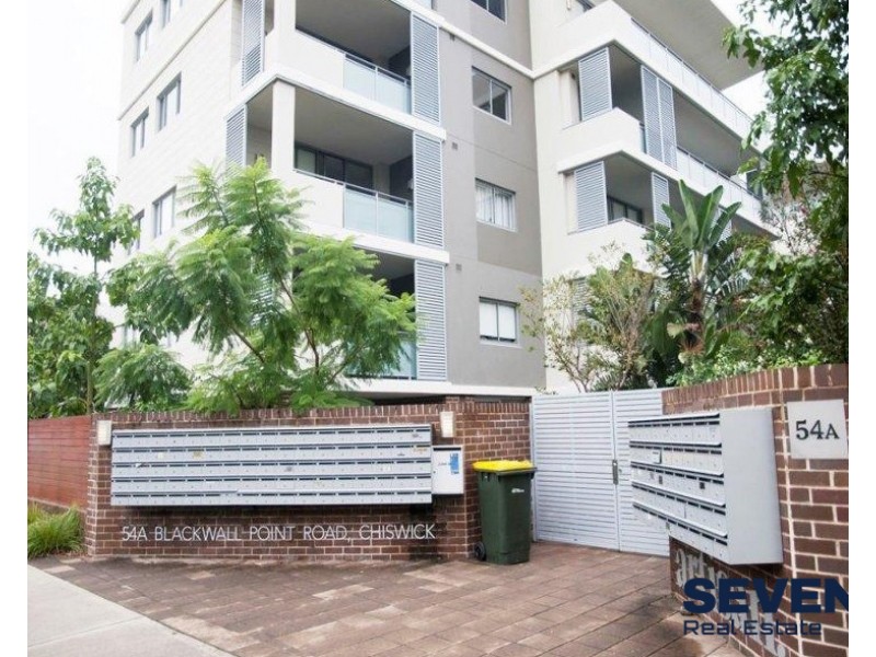 2/54A Blackwall Point Road, Chiswick NSW 2046