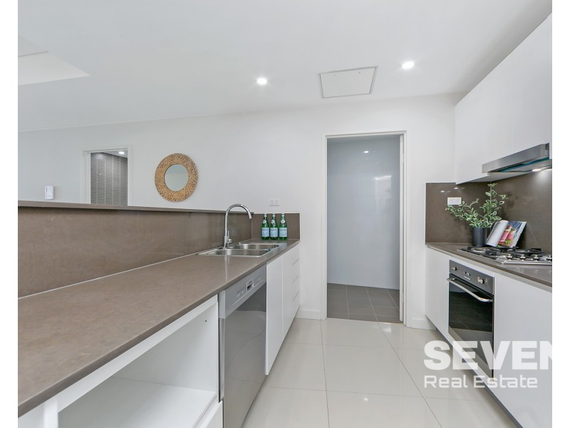 216/301 Old Northern Road, Castle Hill NSW 2154
