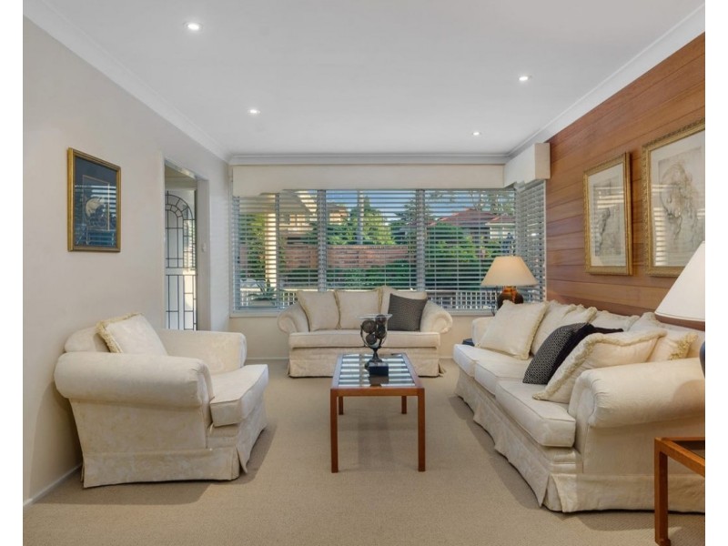 6 Deeside Avenue, Baulkham Hills NSW 2153
