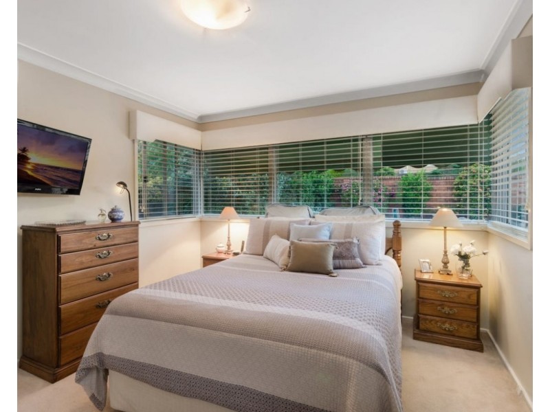 6 Deeside Avenue, Baulkham Hills NSW 2153