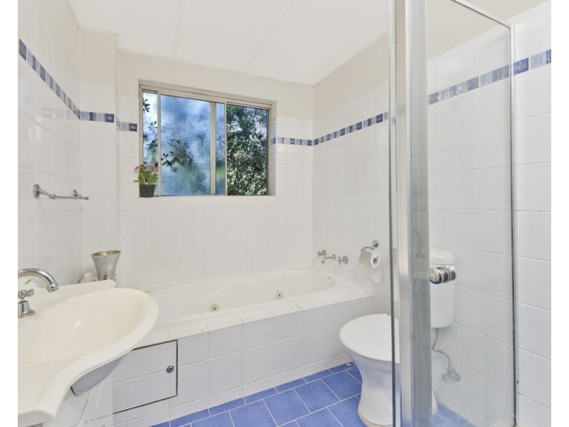 2/2 Conie Avenue, Baulkham Hills NSW 2153