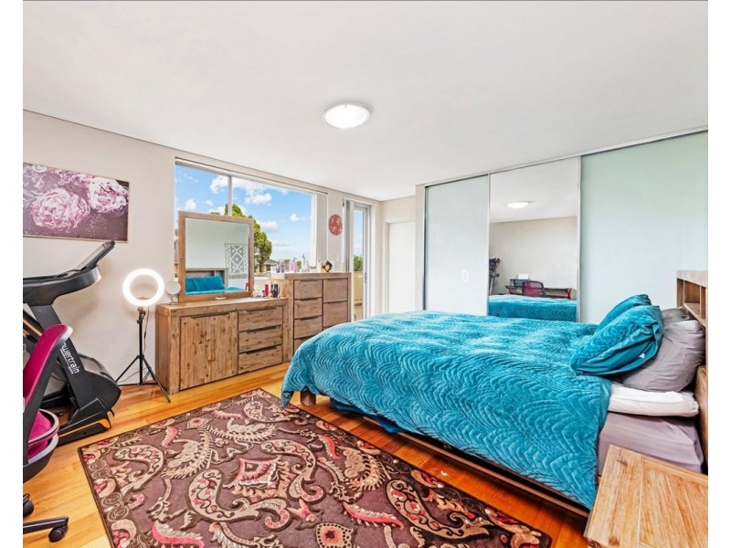 18/5 Sherwin Avenue, Castle Hill NSW 2154