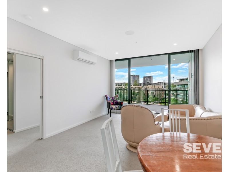 10079/17 Amalfi Road, Wentworth Point NSW 2127