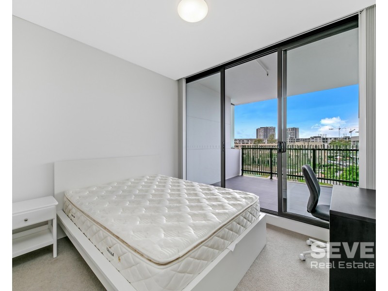10079/17 Amalfi Road, Wentworth Point NSW 2127